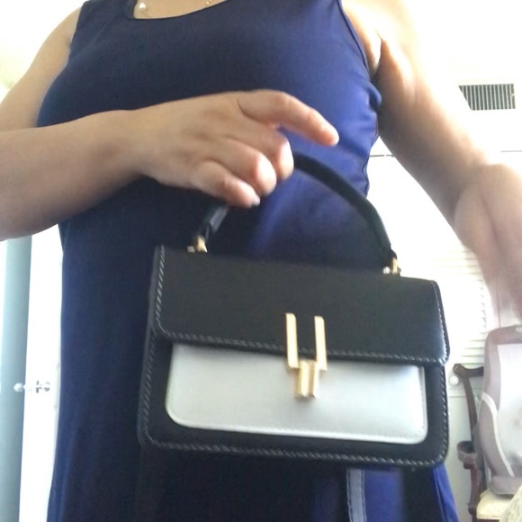 PU LEATHER HANDBAG. Size 200x90x130mm. BUY 2 ITEMS GET 50% ON THE 3RD ITEM - Picture 11 of 17